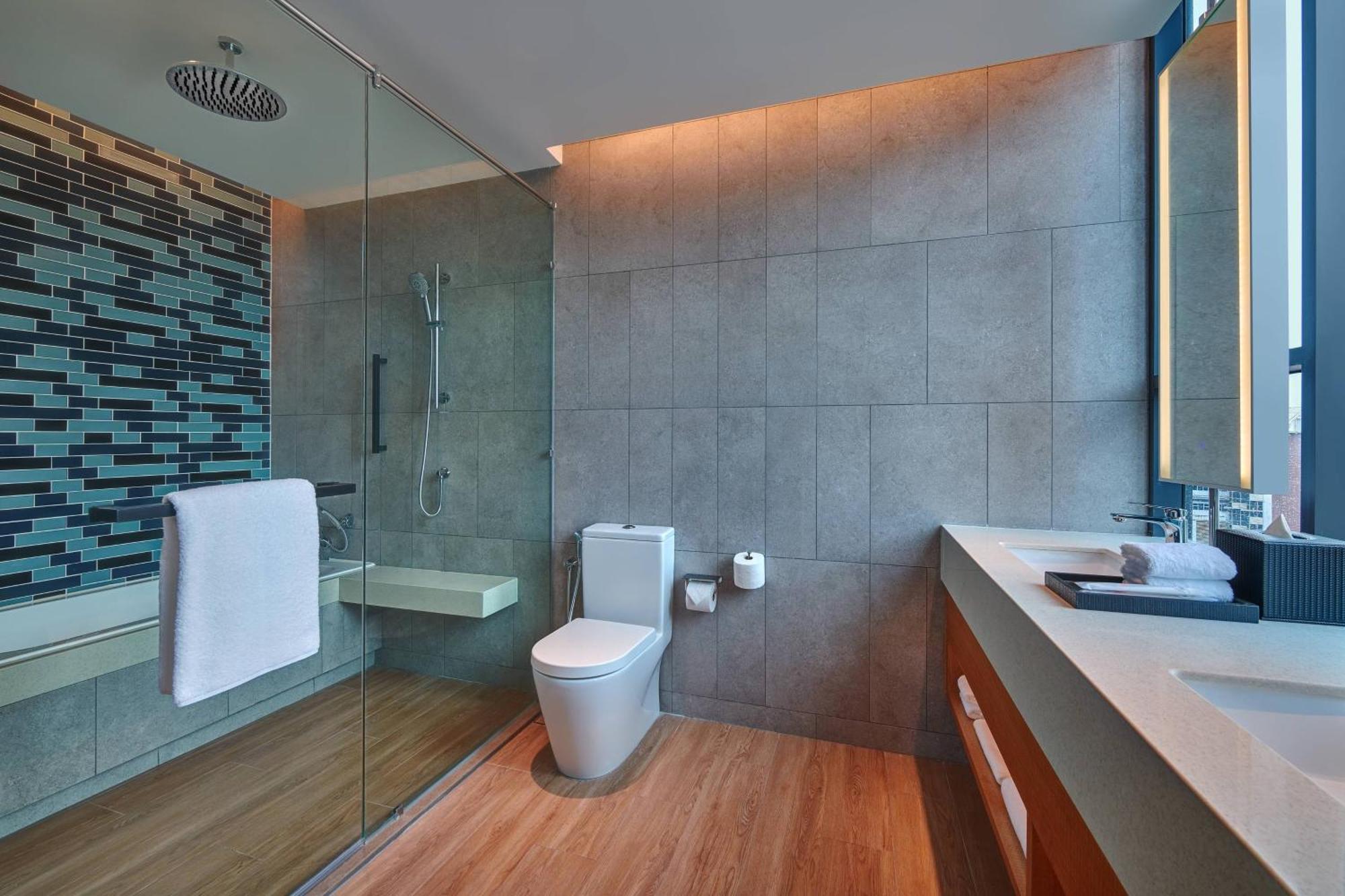 Studio Suites with City View